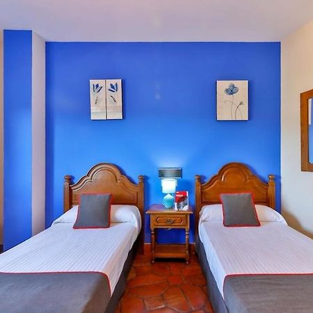 Hostal Alfonso XI Guadalupe  Kültér fotó